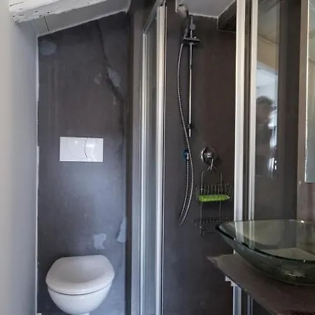 Hurban Valdirivo 14 Apartmán *